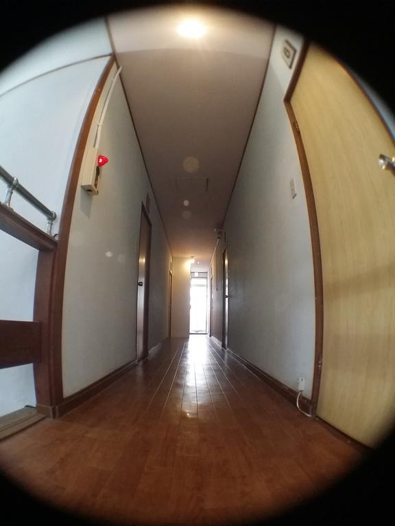 Guesthouse Base Okinawa Naha Exteriör bild